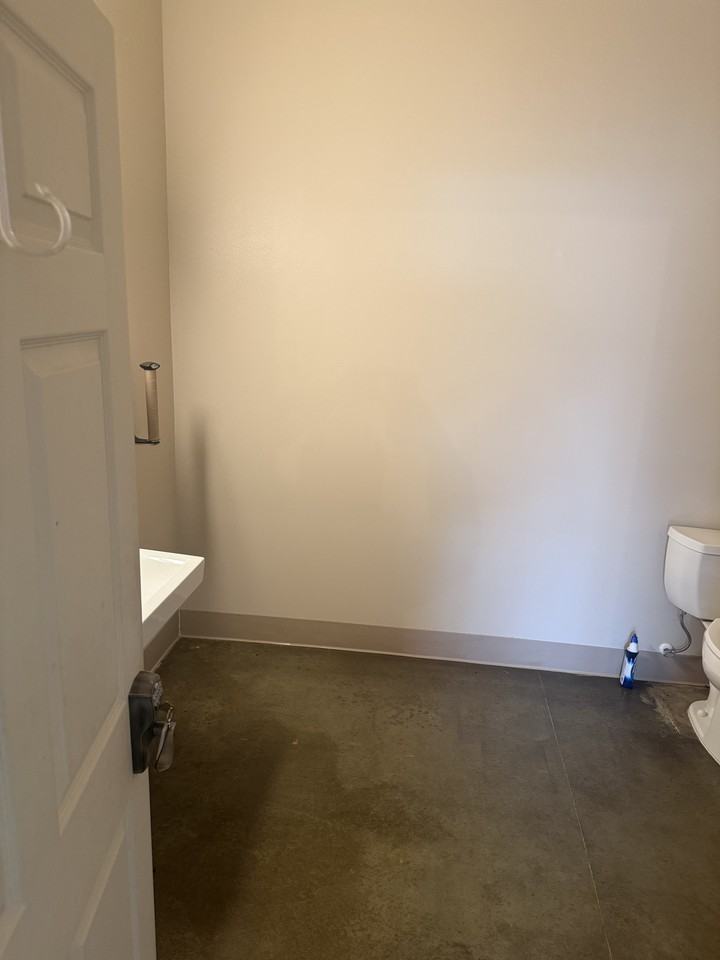 10841 Nw Pacific Coast Hwy #4 - Photo 5 of 5