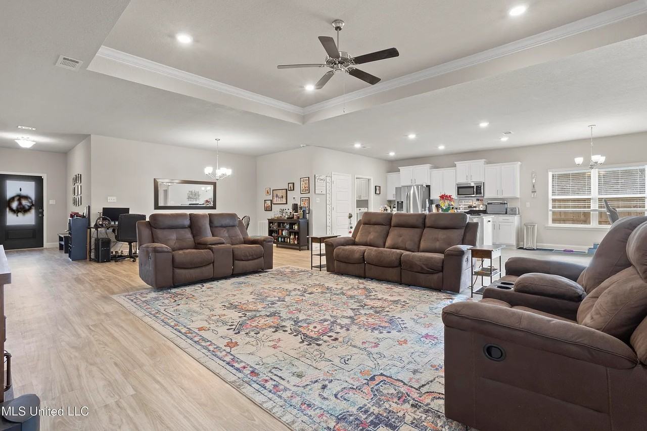 11672 Talla Dr #1 - Photo 3 of 17