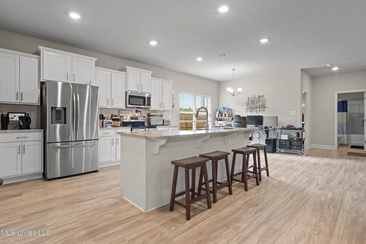 11672 Talla Dr #1 - Photo 6 of 17