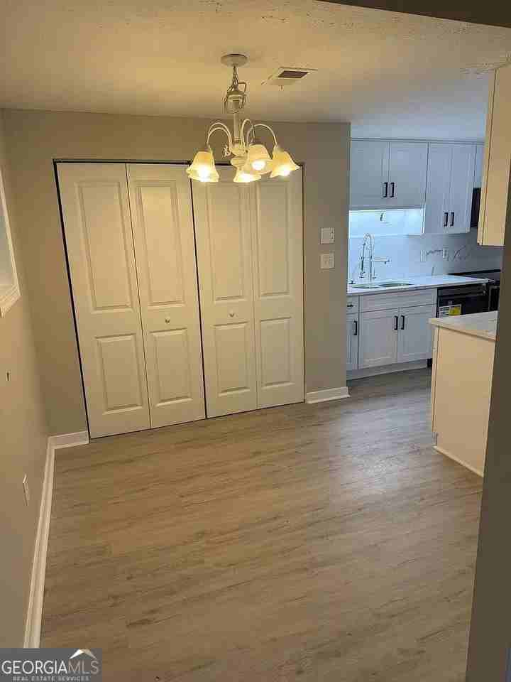 418 Engle Dr - Photo 5 of 14