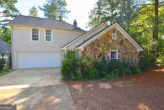 700 S Fairfield Dr - Photo 1 of 1