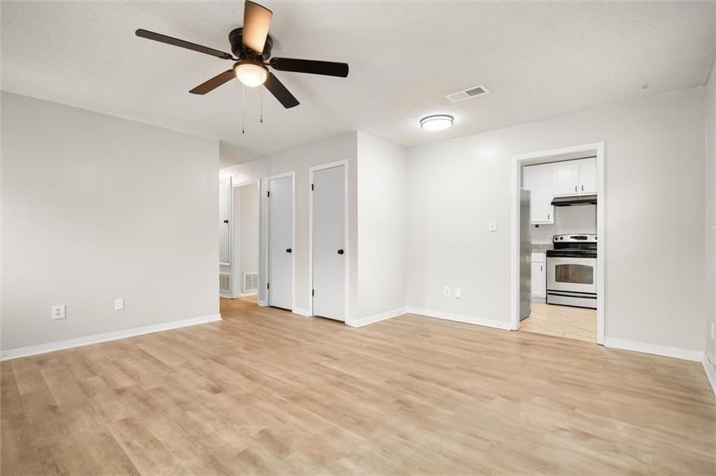 1466 Darwood Dr - Photo 2 of 15