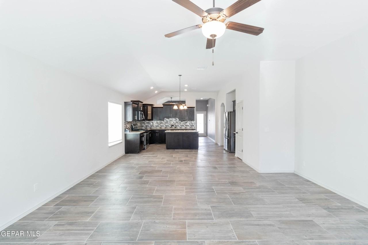 14805 Jack White Ave - Photo 2 of 39