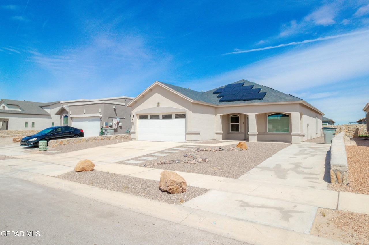 14805 Jack White Ave - Photo 6 of 39