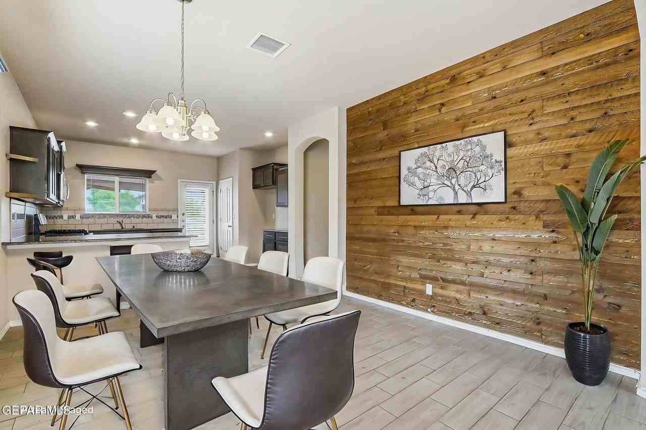 7533 Red Cedar Dr - Photo 7 of 27