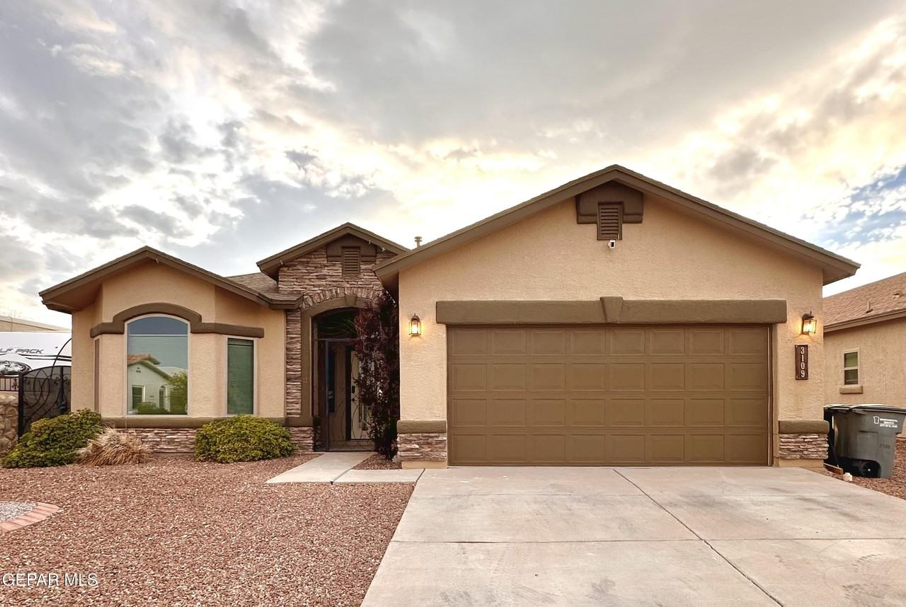 3109 Timber Pl - Photo 5 of 35