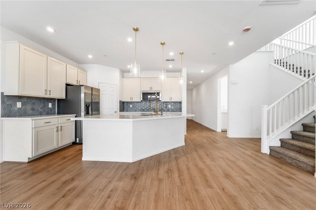 1001 Blooming Skye Ave - Photo 6 of 23