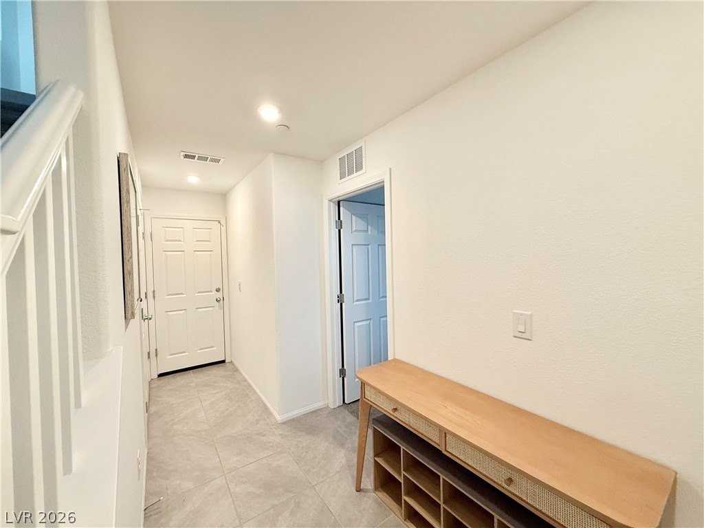 5672 Beguiling Falls St - Photo 3 of 34