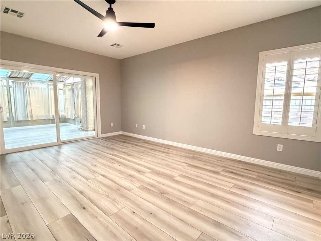 2759 Foxtail Creek Ave - Photo 7 of 44