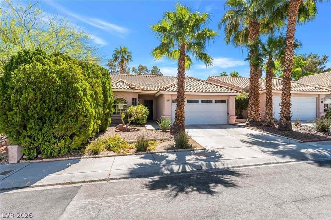 2200 Brighton Shore St - Photo 3 of 44