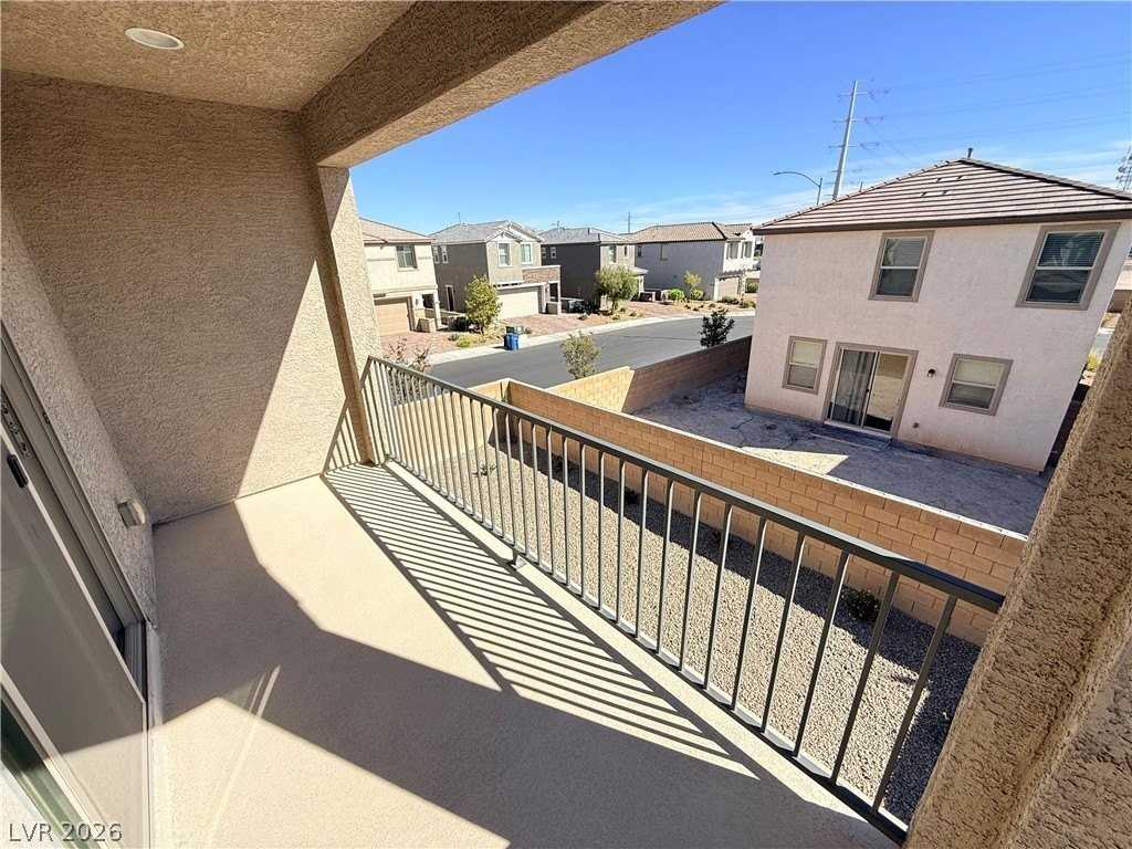 2327 Ponder Ave - Photo 4 of 19