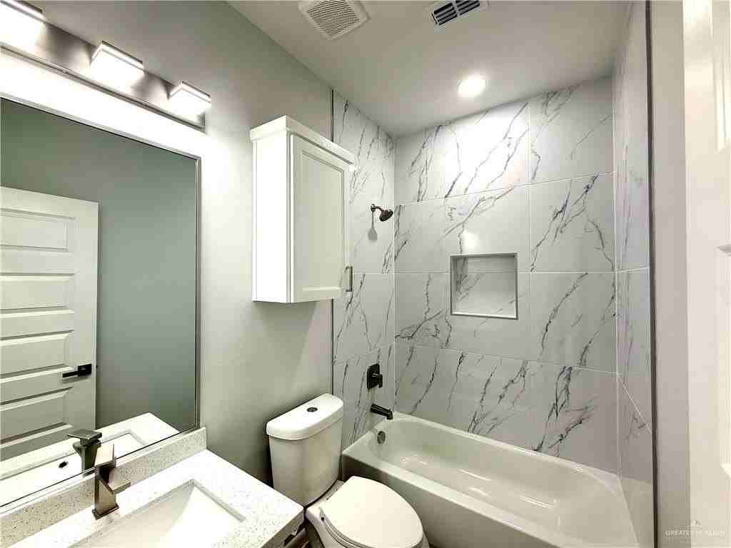 2701 W Bliss Street #3 - Photo 6 of 13