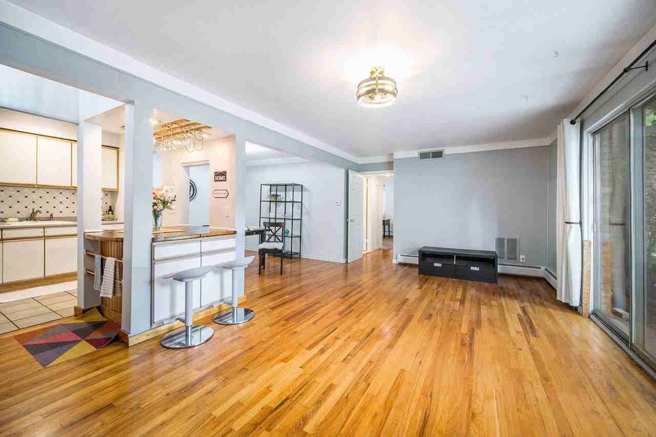 1209 Island Dr Apt 102 - Photo 6 of 26