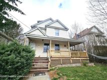 351 Main St Apt B #Apt B - Photo 1 of 1