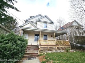 351 Main St Apt B #Apt B - Photo 1 of 1