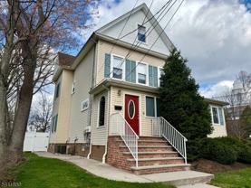 302 Walnut Ave - Photo 1 of 1