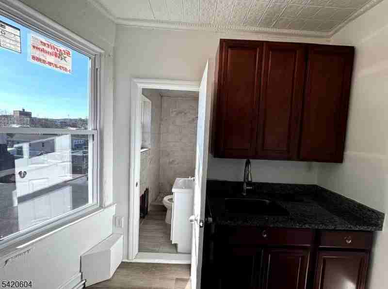 97 Market St #10 - Photo 2 of 5