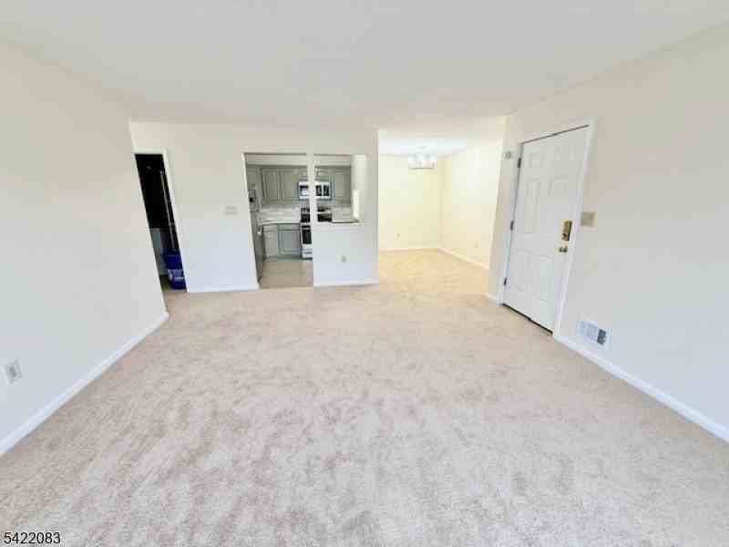 58 Amethyst Way - Photo 2 of 13