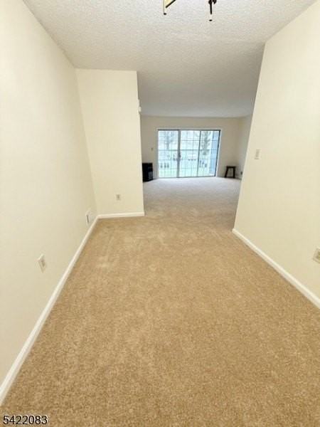 58 Amethyst Way - Photo 4 of 13