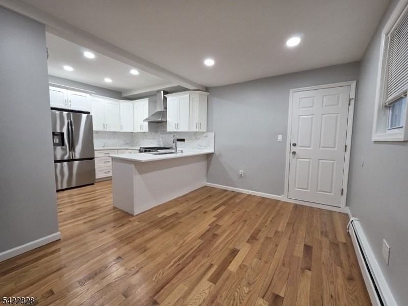 586 N 11th St #1 - Photo 3 of 12