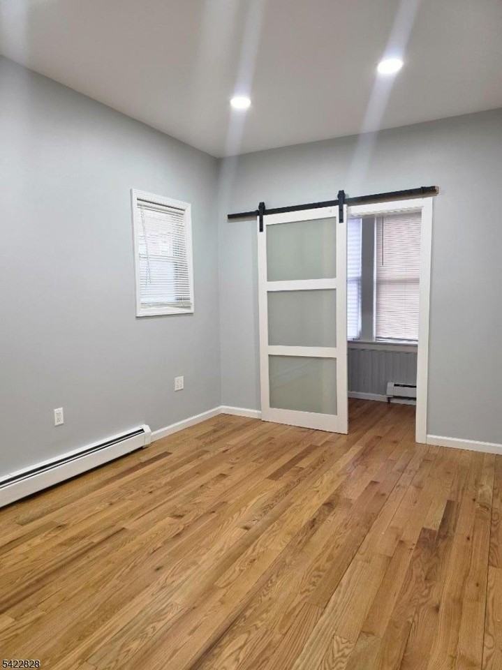 586 N 11th St #1 - Photo 5 of 12