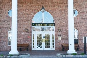 featured image of 2 Richmond Roadsuite110 #110