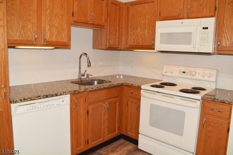 2 Richmond Roadsuite110 #110 - Photo 5 of 48