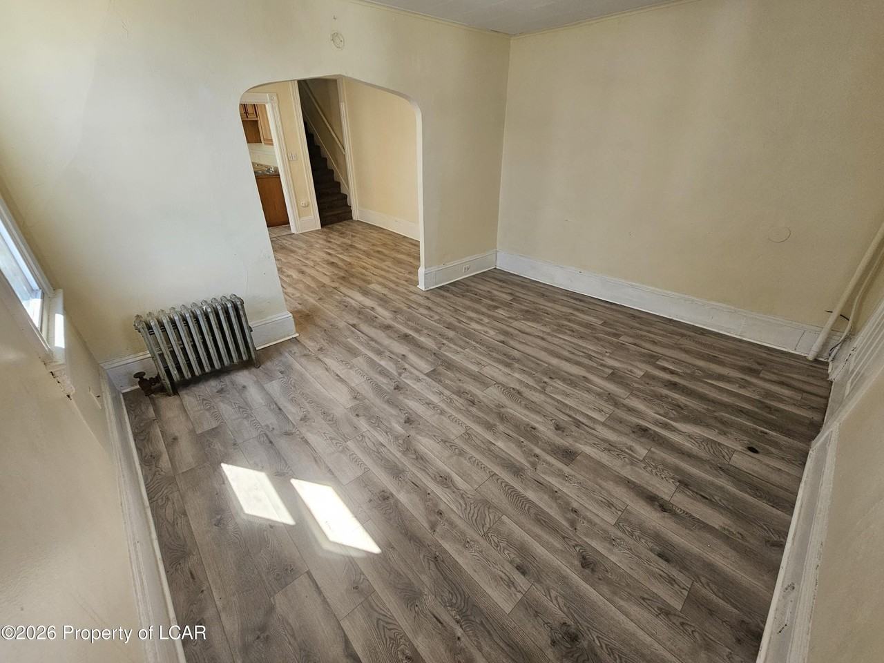 229 Nesbitt St - Photo 2 of 15