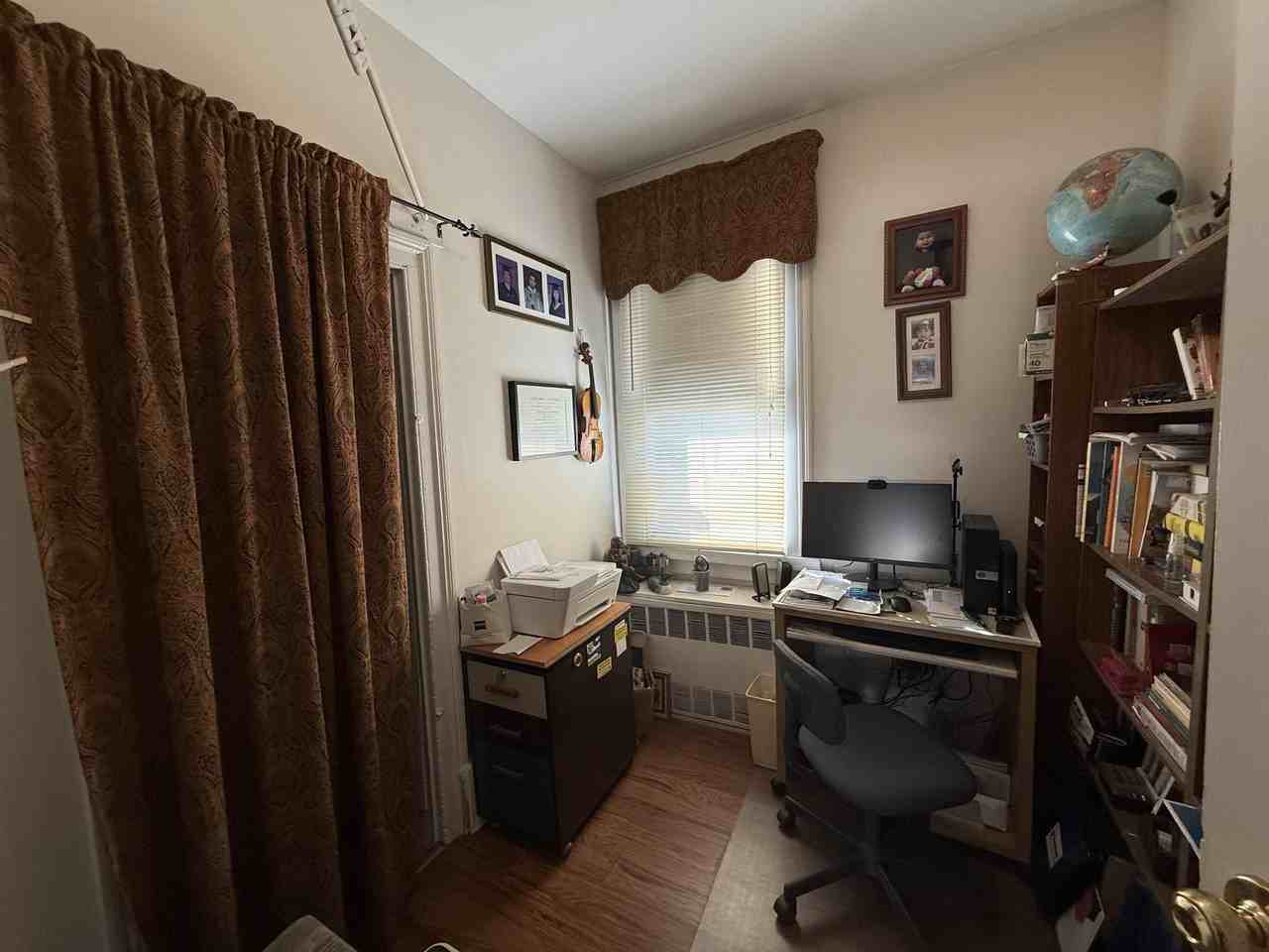 609 38th St #3 - Photo 6 of 6