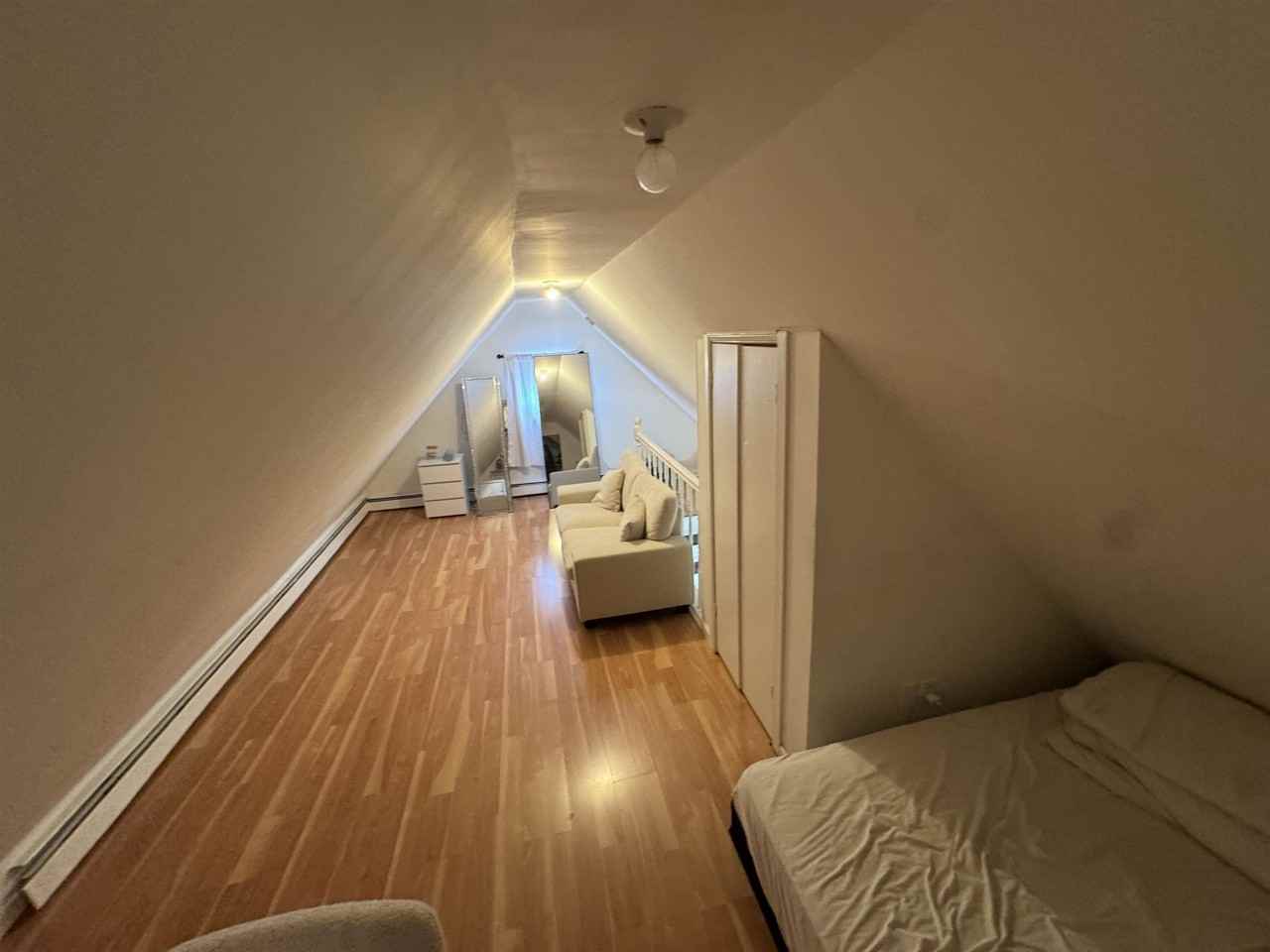 8906 Tonnelle Ave - Photo 7 of 7