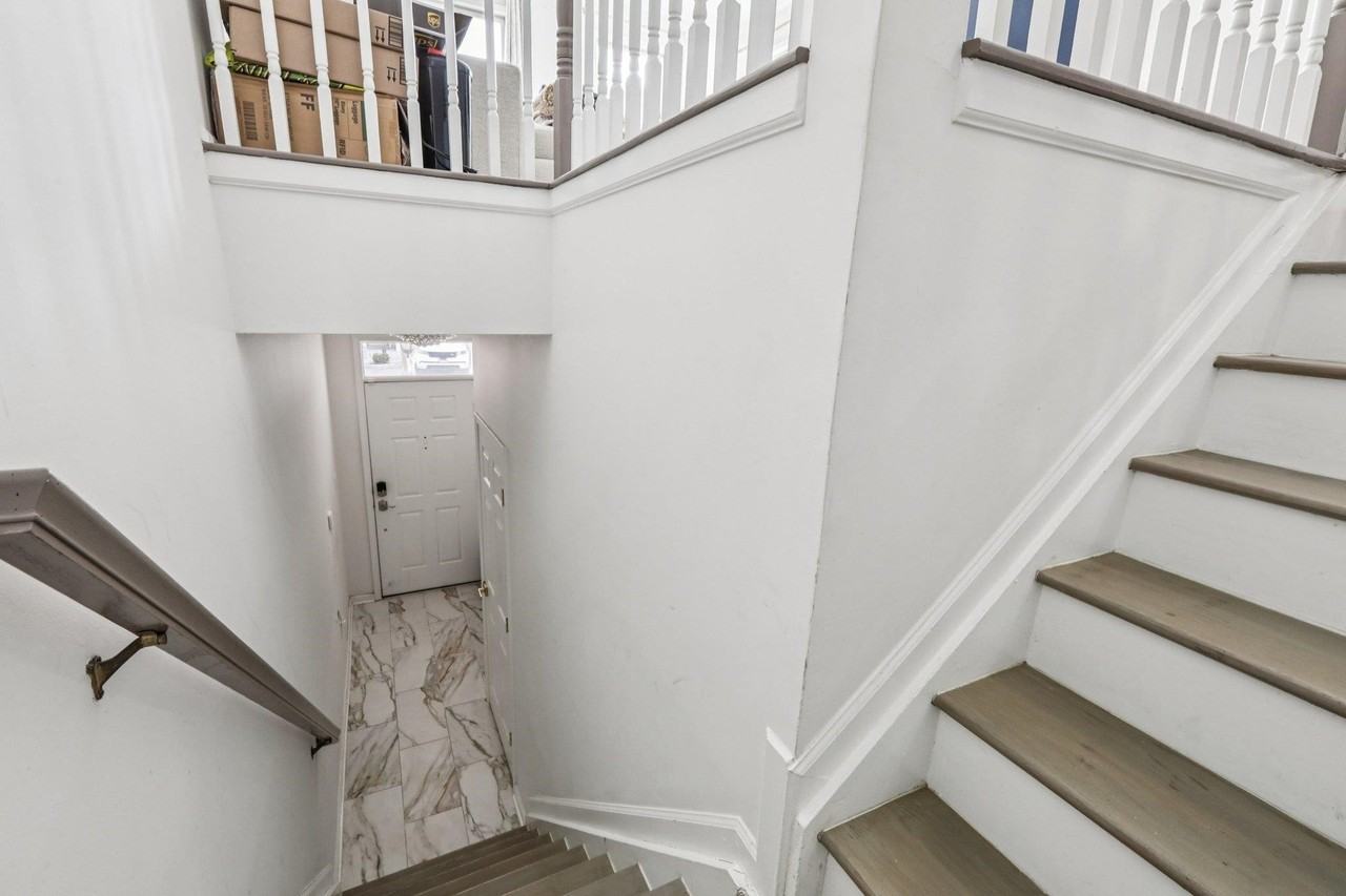 458 Buffalo Ct #458 - Photo 4 of 50