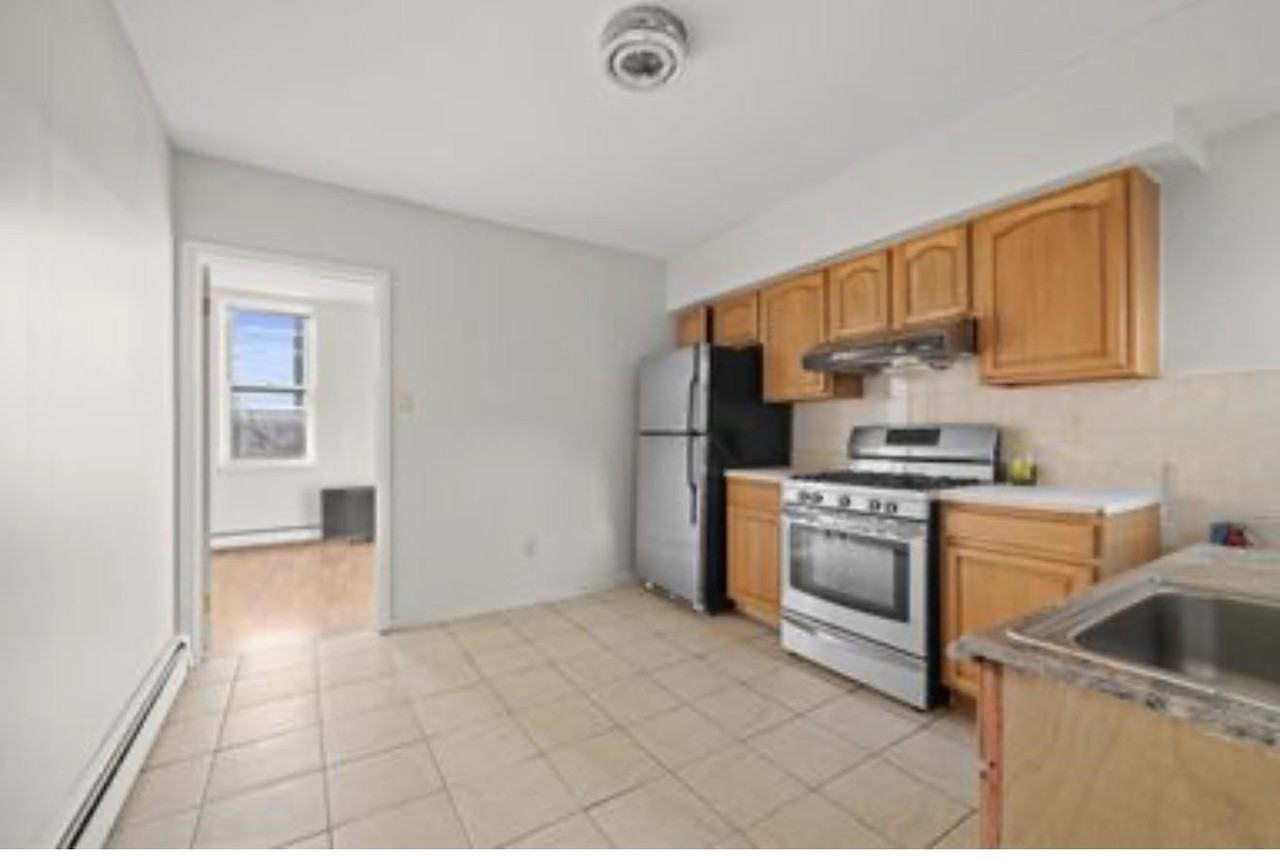 365 Broadway #4 - Photo 2 of 12