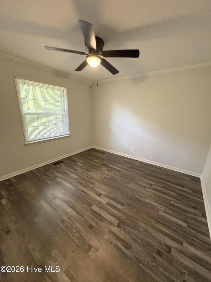 4352 Eastern Pines Rd Unit 18 - Photo 3 of 9