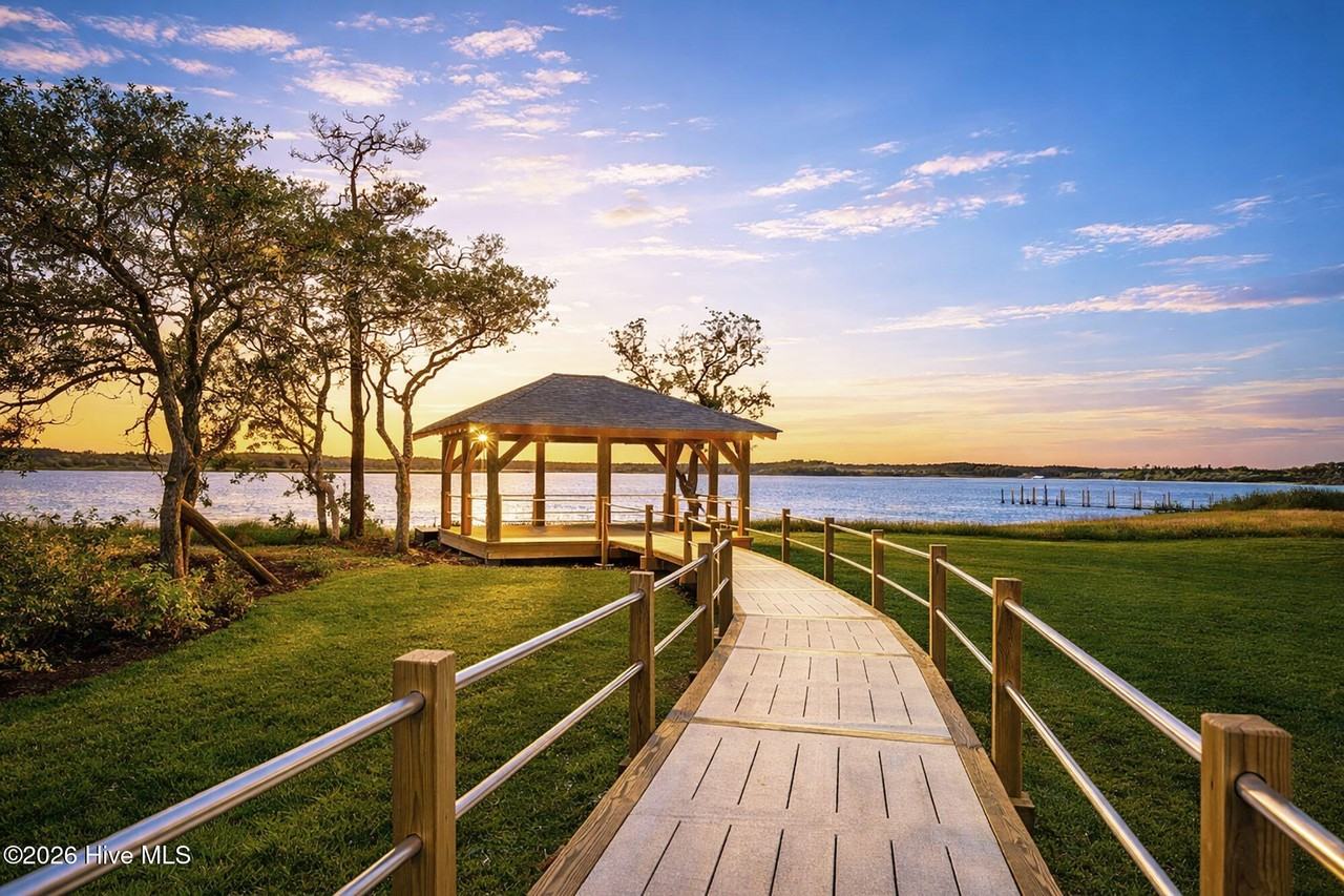 6756 Blacktip Ln - Photo 3 of 28