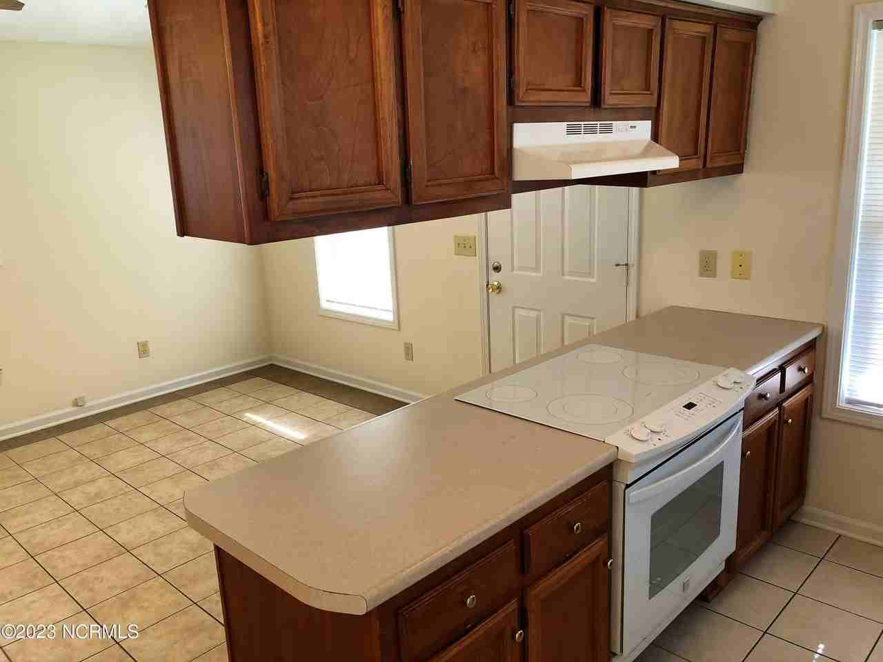 3814 Fawn Creek Dr - Photo 6 of 20