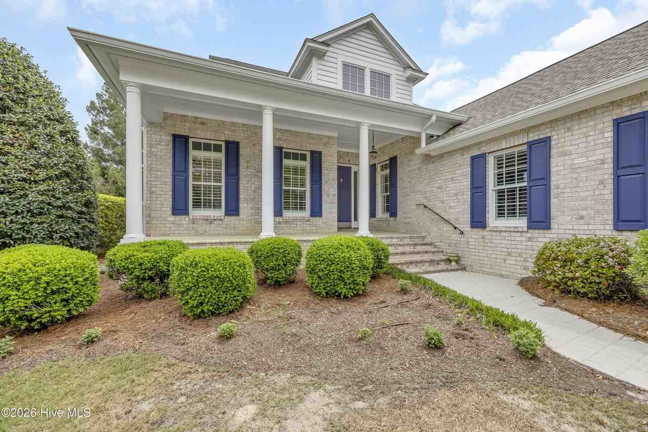 424 Black Diamond Dr - Photo 3 of 27