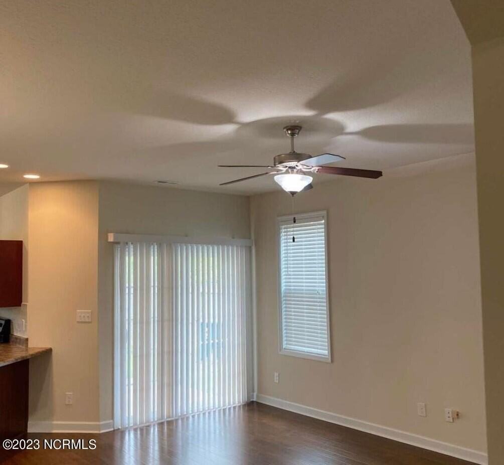 319 Frisco Way - Photo 4 of 7