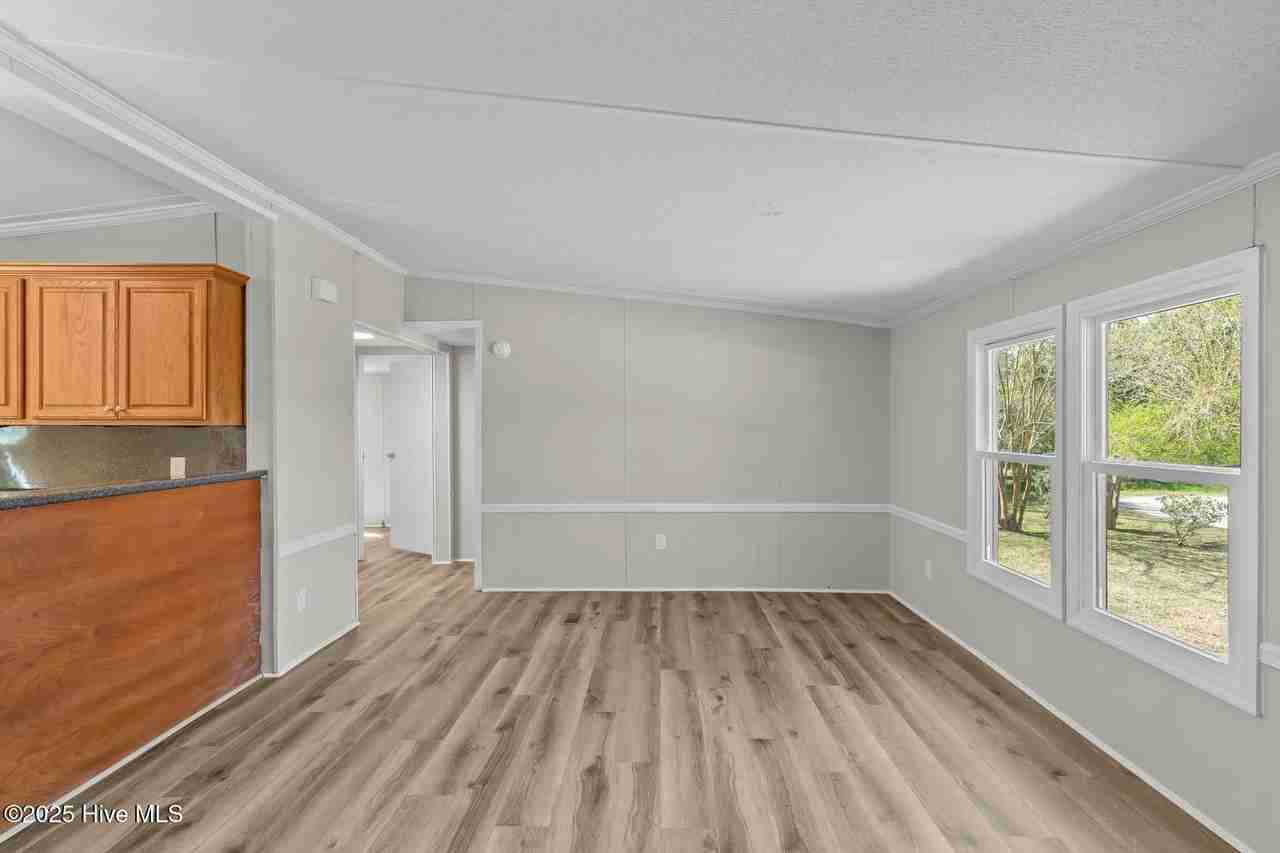 100 Caviness Dr - Photo 6 of 34