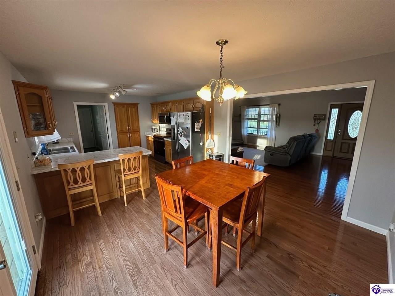 5136 N Long Grove Rd - Photo 4 of 16