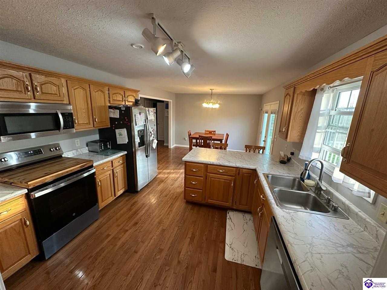 5136 N Long Grove Rd - Photo 5 of 16