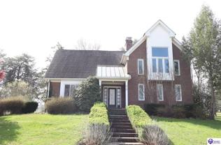 820 Greenview Cir - Photo 1 of 1