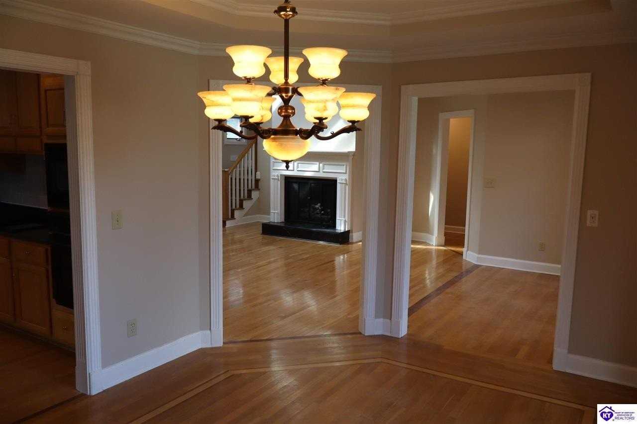 820 Greenview Cir - Photo 7 of 27