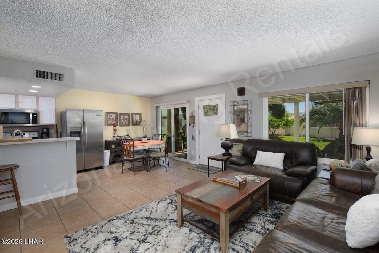 1719 Los Lagos Dr Unit B - Photo 3 of 13