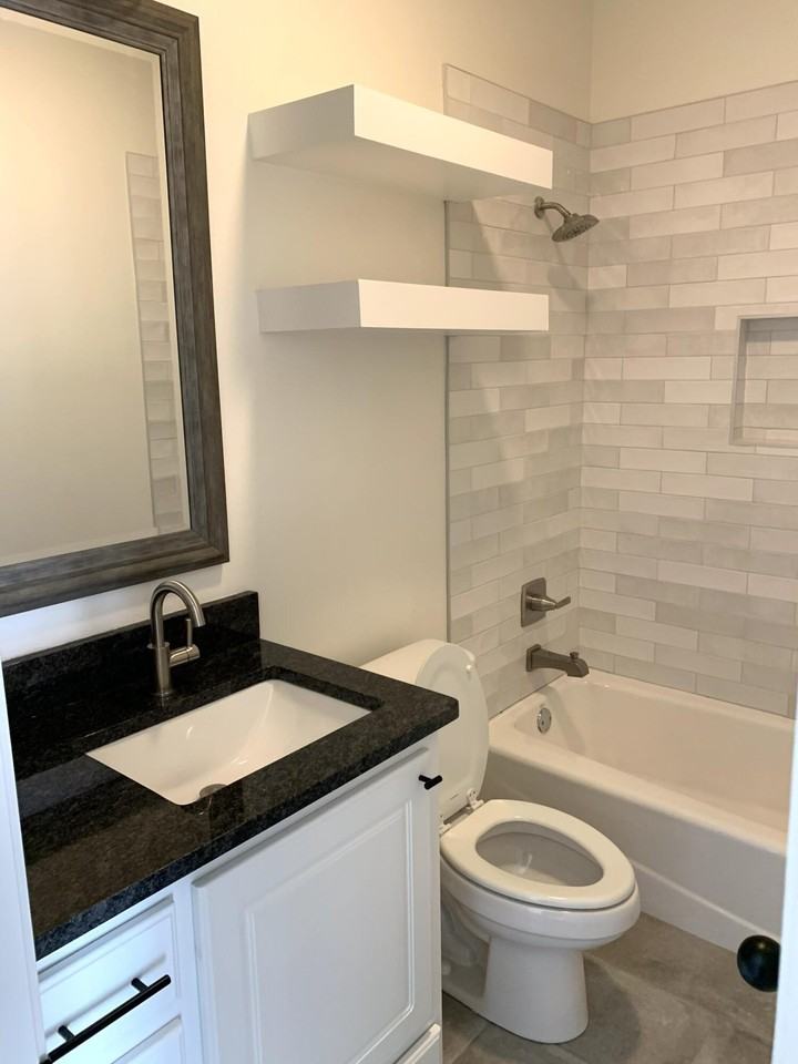 1018 N Genoa Ave - Photo 7 of 17