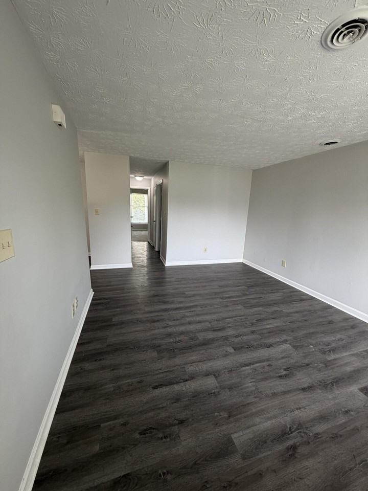 3200 Baird Ct Apt A - Photo 3 of 14