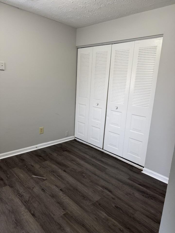 3200 Baird Ct Apt A - Photo 7 of 14