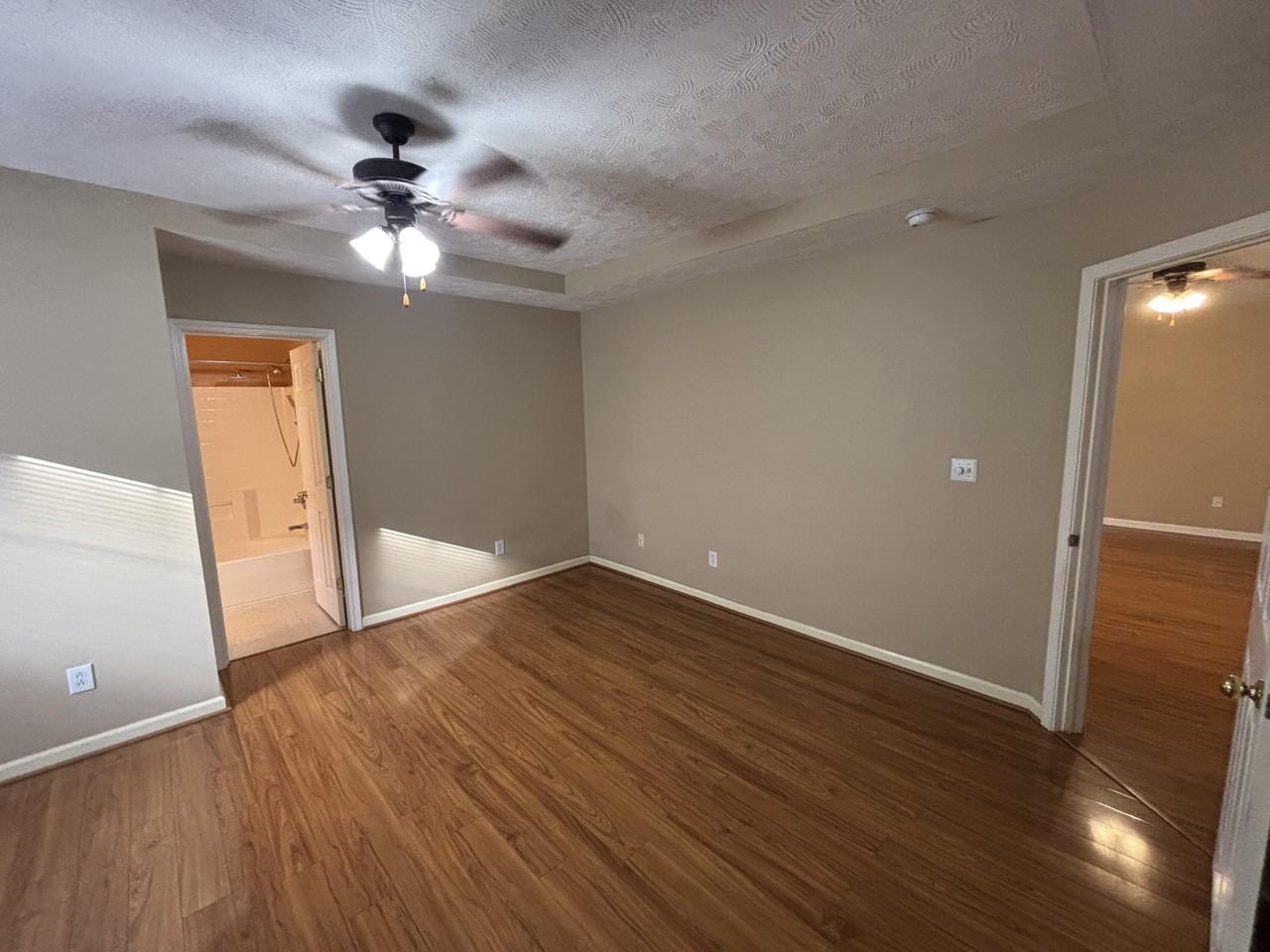 2601 Buck Ln - Photo 6 of 17