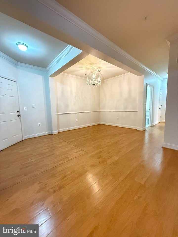 4805 Mantlewood Way - Photo 2 of 27