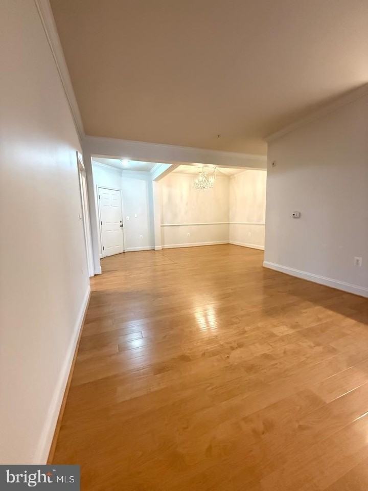 4805 Mantlewood Way - Photo 3 of 27