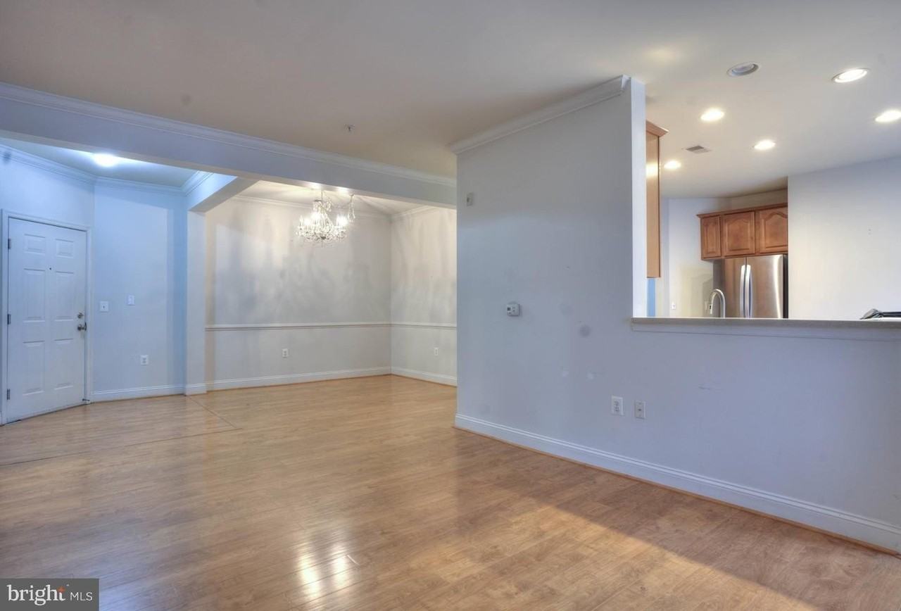 4805 Mantlewood Way - Photo 6 of 27